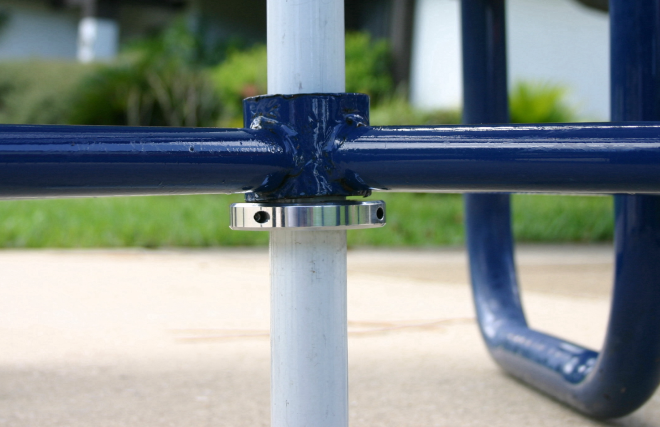 Ubrace on Picnic Table